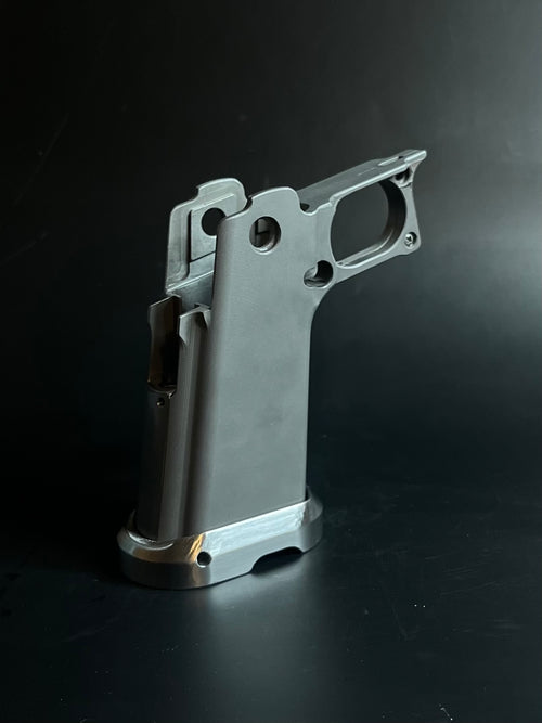 2011 Grip Set – Grip, Mainspring Housing & Magwell
