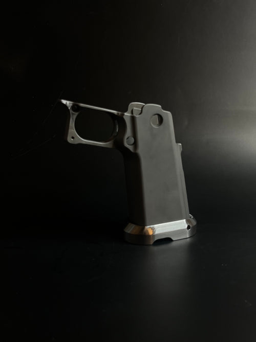 2011 Grip Set – Grip, Mainspring Housing & Magwell